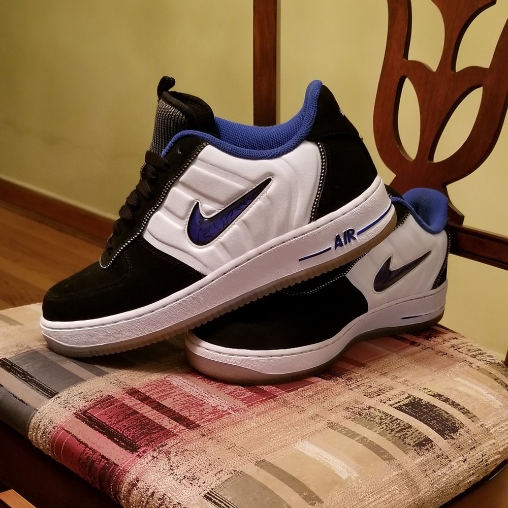 SOLD.Rare!!! Nike Air Force 1 Low Penny size 9.5 - Picture 1 of 8